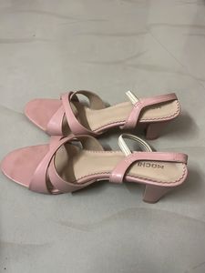 Mochi Stone Heels 💫