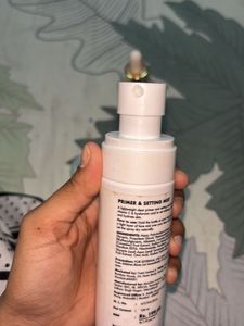 It’s a lame serum and Zudio setting mist combo