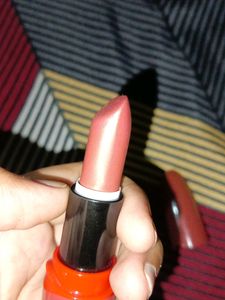 The Fashion Factory Waterproof Lipstick Dark Peach