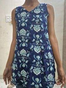 Blue Floral Print Sleeveless Top
