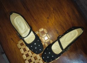 Cute Black Ballerinas