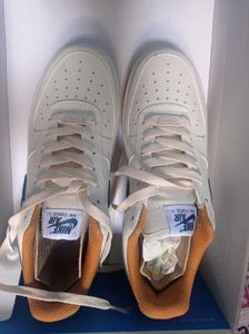 Women Sneakers