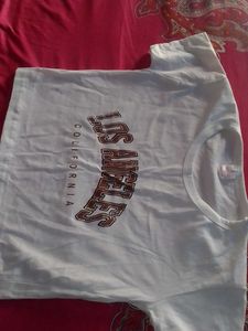 Los Angeles Graphic Tee