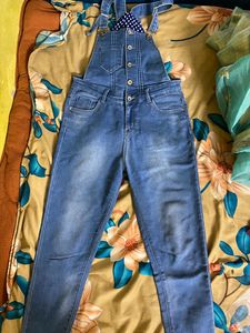 Dungaree