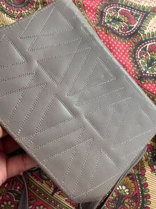 Chic Grey Chain Crossbody Bag