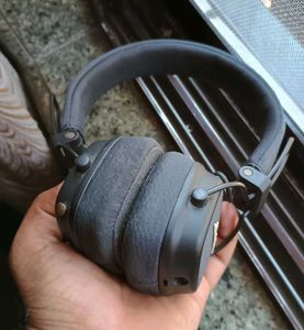 Marshall Major 3 Headphones.