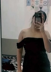 Chic Black Bodycon Mini Dress