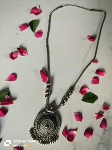 Neckchain