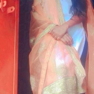 Long Dupatta Head Se Lekar Pair Tak