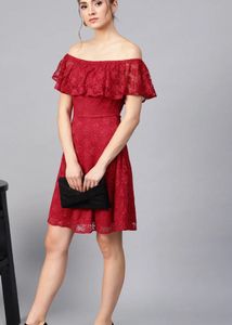 Chic Red Lace Off-Shoulder Dress