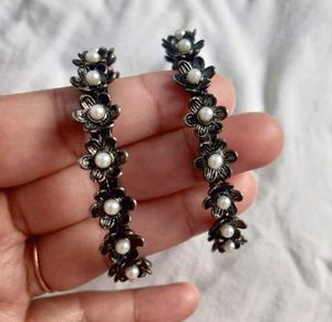 Oxidised silver Floral Bangle Set
