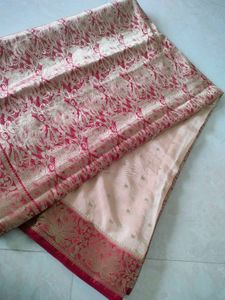 Elegant Ethnic Peach And Marun Saree ♥️