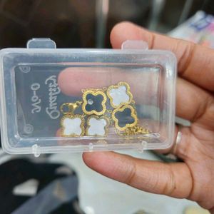 Clover Charm Bracelet