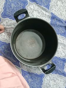 Non Stick Bhagwana