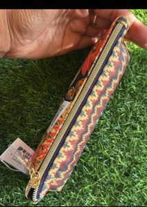 MAC , Estee Lauder Pouch Combo