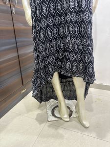 Chic Black &amp; White Maxi Dress