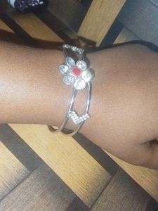 Silver Tone Floral Bangle