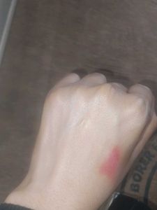 Lakme Luminous Skin Tint