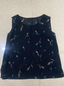 Floral Print Sleeveless Top