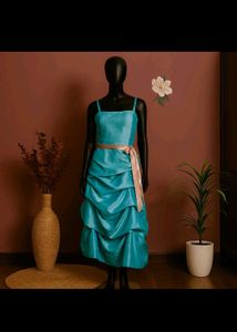 Elegant teal Dress 🩵