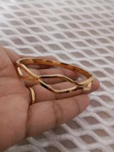 Golden Bangle Bracelets - KIYU ZIYU