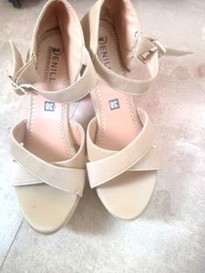 Denill Heels  👠38 Size