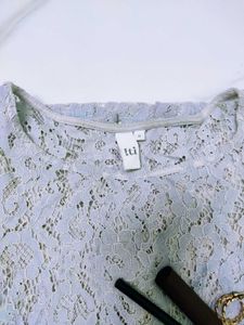 Elegant MESH TOP