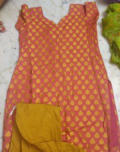 Pink & Gold Indian Kurti Set