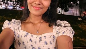 Floral Crop Top - Cute &amp; Trendy