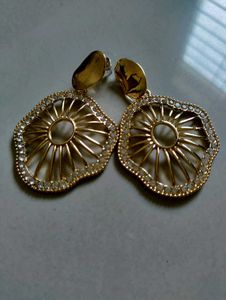 Statement Earring