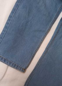 Ripped Jeans (Freebies Included🎊☑️)
