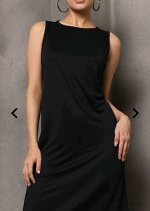 Sleek Black Sleeveless Slip Dress