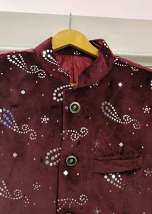 Maroon Velvet Jodhpuri