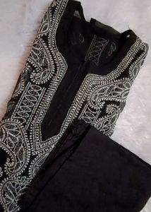 New Chikankari Kurti With Inner