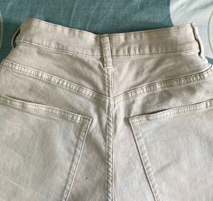H&amp;m Curvy Fit Stretch Shorts