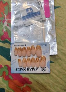 Press-On Nails: French Tip Glitter