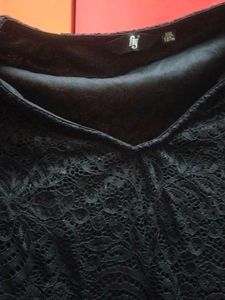 Elegant Black Lace Dress, febric floral barcode