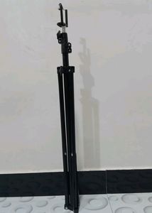 It Is Camera And Phone Stand ( Tripod)