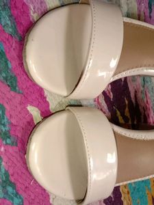 Nude Heels🤎