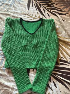 Women Green Crop Sweater 😍