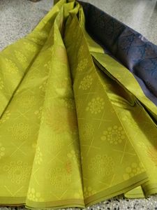 New Borderless Soft Silk Saree