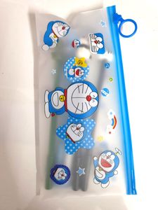 Set Of 5 Gel Pens With Pouch