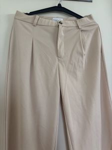 KOTTY STRAIGHT FIT PANTS