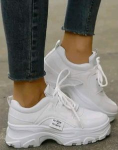 Sneaker
