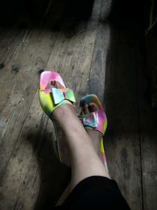 Stylish Women&#39;s Flats for Sale !