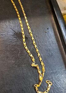 Elegant Gold Dangle Earrings