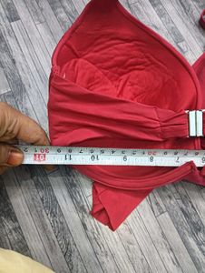 Red Bikini bra pedded 32F