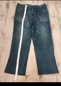 sc1791 British Khakis Jeans size 34