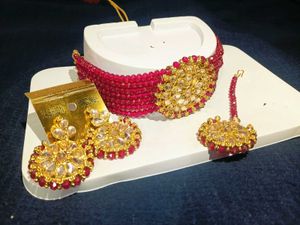 Indian Jewelry Set - Necklace, Earrings &amp; Tikka