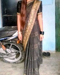 black sari